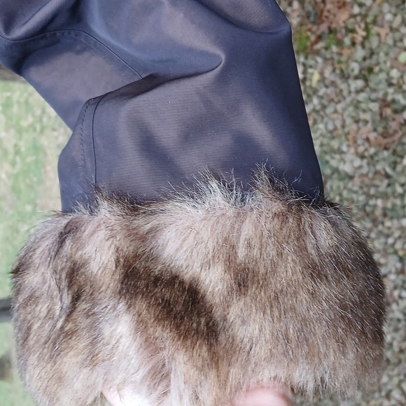 Gallery Womens Brown Long Sleeve Fur Collared  Trench Coat Size Medium - Picture 5 of 12